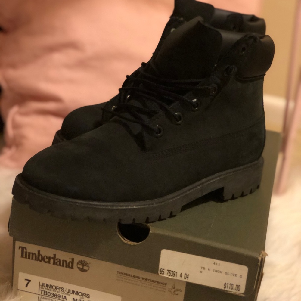 Black Timberland Winter Boots